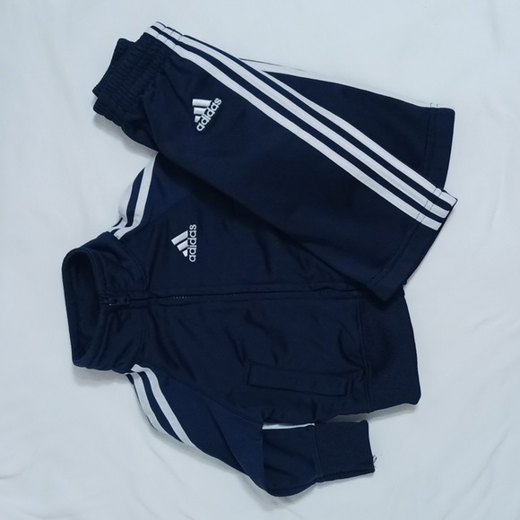 Adidas 2pc tricot logo Sweatshirt and joggers set - Picture 1 of 6